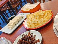 -聚首堂·特色小吃·肘子(什刹海德胜门店)