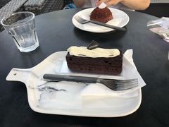 -UNI UNI(环亚凯瑟琳店)