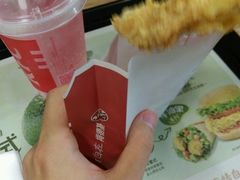 -肯德基(汤逊湖店)