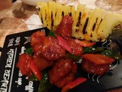 鳳梨咕嚕-唐宫小聚(新港中心店)