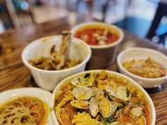 -何记花甲(海岸城旗舰店)