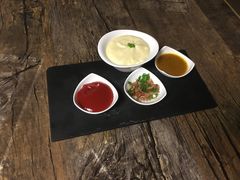 -HIGH FIVE哈福手工汉堡(桂林路店)