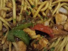-必胜客(大坪英利店)