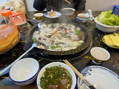 -尚品牛味汤锅火锅(康定总店)