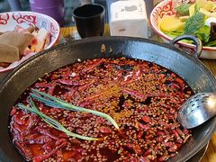 -馋虫重庆火锅(玉林南街店)