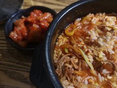 -吴草鸡爪오초닭발韩食堂(融恒盈嘉中心店)