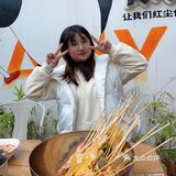 小院子里的钵钵鸡