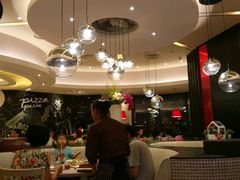 -必胜客(湘隆店)