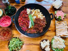 全家福-周幺妹重庆老火锅(银泰城总店)