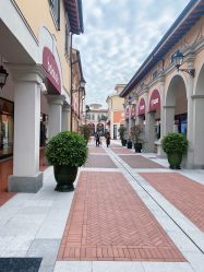 -奇幻丛林(佛罗伦萨小镇店)