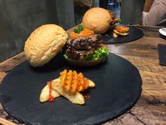 特调山楂酱汉堡-HIGH FIVE哈福手工汉堡(桂林路店)