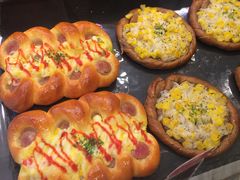 玉米调理面包-巴黎贝甜(财富中心店)