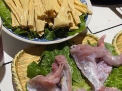 -旧街市鲜货老火锅(大光路店)