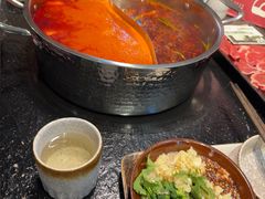 -鹿鸣山草本茶香火锅(园西路店)