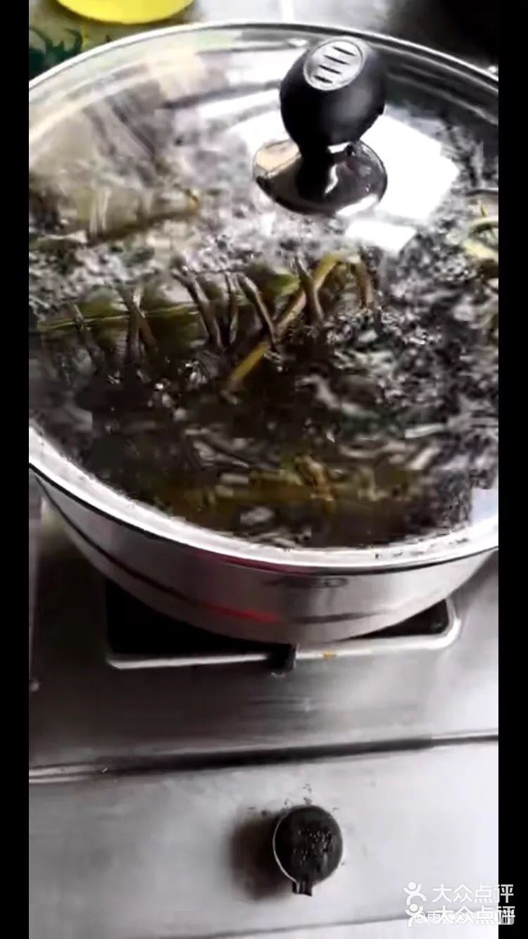 非常有食欲的蛋黄五花肉