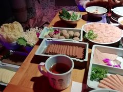 -尚品海鲜肥牛自助火锅(湖明店)