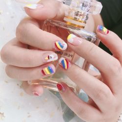 -蜜丝卡伦美甲美睫半永久