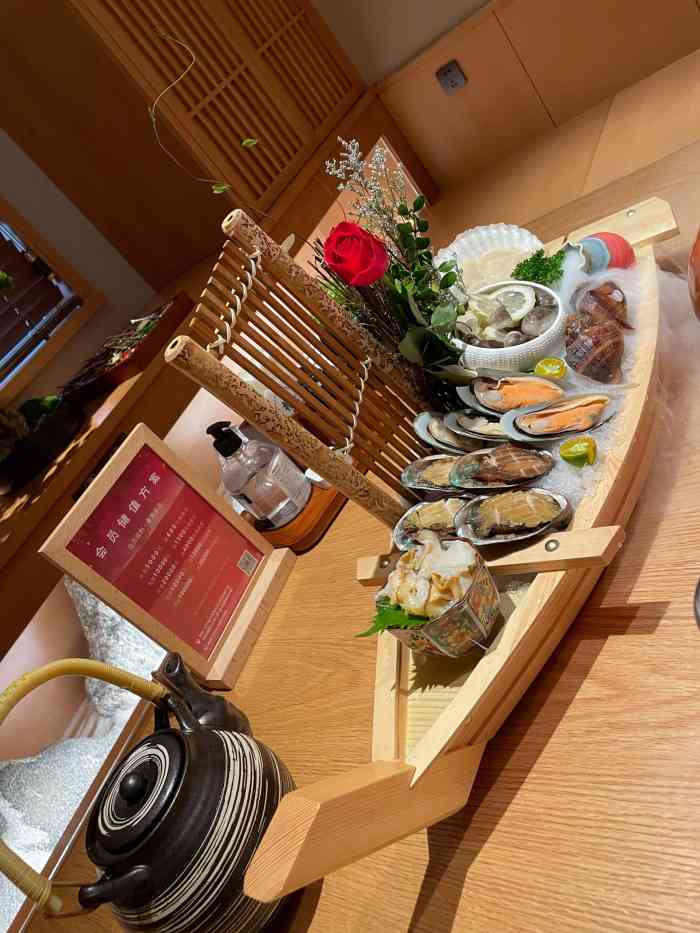 樱木千鹤日本料理·海鲜火锅·铁板烧"星海新开的日料店 中午过来探