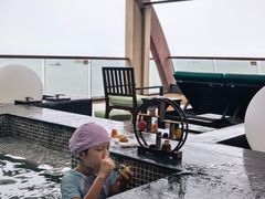 -三亚湾海居铂尔曼度假酒店