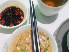 -洪氏嗨捞·广东猪肚鸡·椰子鸡火锅(西咸万象城店)