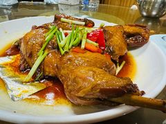 稻草鸡-芦茨金富饭庄·25年老字号·专做稻草鸡