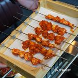 就好这一口烟火气满满的烧烤店 好唛士很过瘾