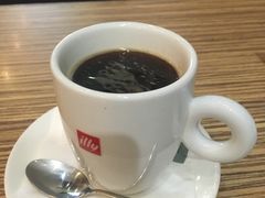 热美式咖啡-榖屋house of flour(张江首店)