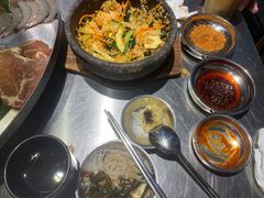 -哈哈碳都·牛肋条无限自助烤肉(台江万达店)