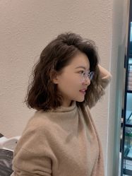 -BULB STUDIO 巴柏明星发型工作室