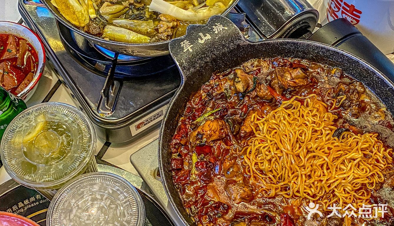 不用去成都!!在我大杭州吃到肥肠芋儿鸡🔥