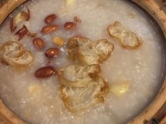 -新大咀港式茶餐厅(宝山万达店)