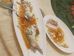 -沪华海鲜大酒楼(南汇店)