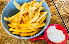 Fried French Fries with Mayonnaise