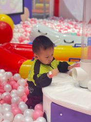 -LuckyStar幸运星家庭娱乐中心(东莞国贸店)