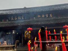 -峨眉山报国寺