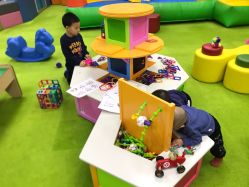 -莫莉幻想儿童乐园(郑州丹尼斯三天地店)