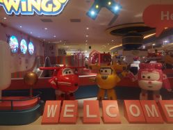 -乐多星球潮玩中心(沈阳嘉里城店)