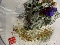 脆秋葵坚果沙拉-卫鼎轩·曹公馆(鼓楼店)