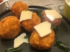 通心粉芝士球-Hurricane's Grill 飓风牛排