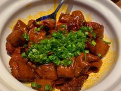 马仕金牌肥肠煲-马仕玖煲·融合菜·酥不腻烤鸭(人大店)
