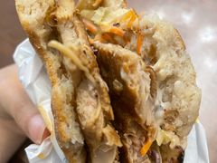 双层原味板烧鸡腿麦满分配脆薯饼-麦当劳(新城市广场店)