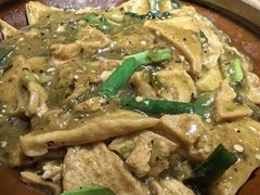 豆腐-泥糊破店小酒馆·团建聚餐(南京西路店)