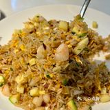 查餐厅又回来了