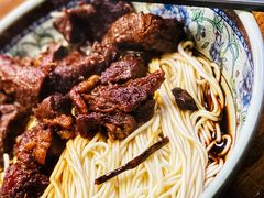 红烧牛肉拌面-旺泉餐饮店·清真牛肉面馆