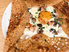 鸡蛋蘑菇熏肉荞麦可丽饼-RAC BAR(安福路店)