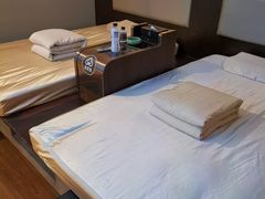 -新偶像健康汇•水疗SPA•豪华自助餐(世界城店)