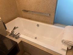 -广州天河希尔顿酒店