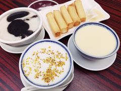 -周大娘牛乳(旧寨古村总店)