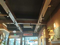 -巴卤社老火锅(财富店)