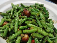 烧肉榄菜四季豆-山楂树融合菜餐厅